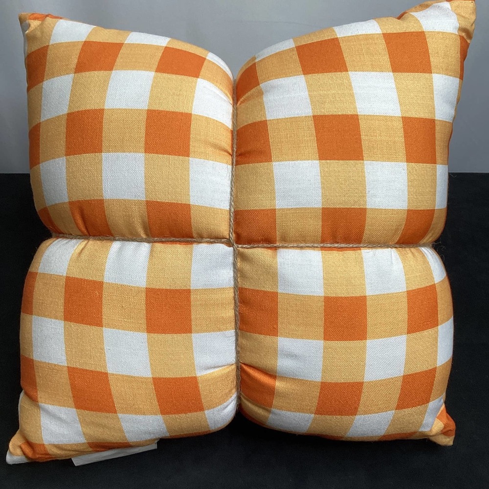 Pair Of Fall Pillows new with tags - Picture 4 of 5